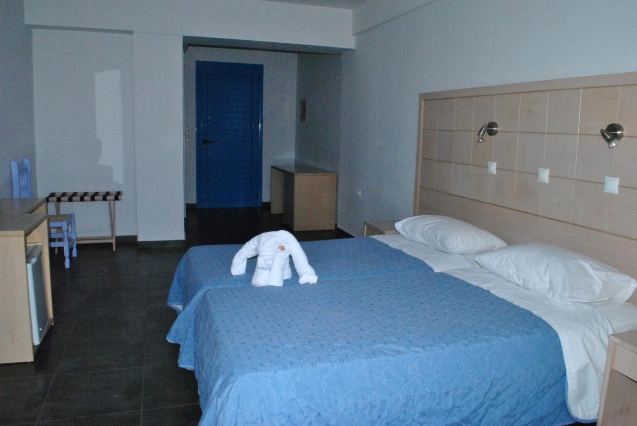 טולון Hotel Aris מראה חיצוני תמונה