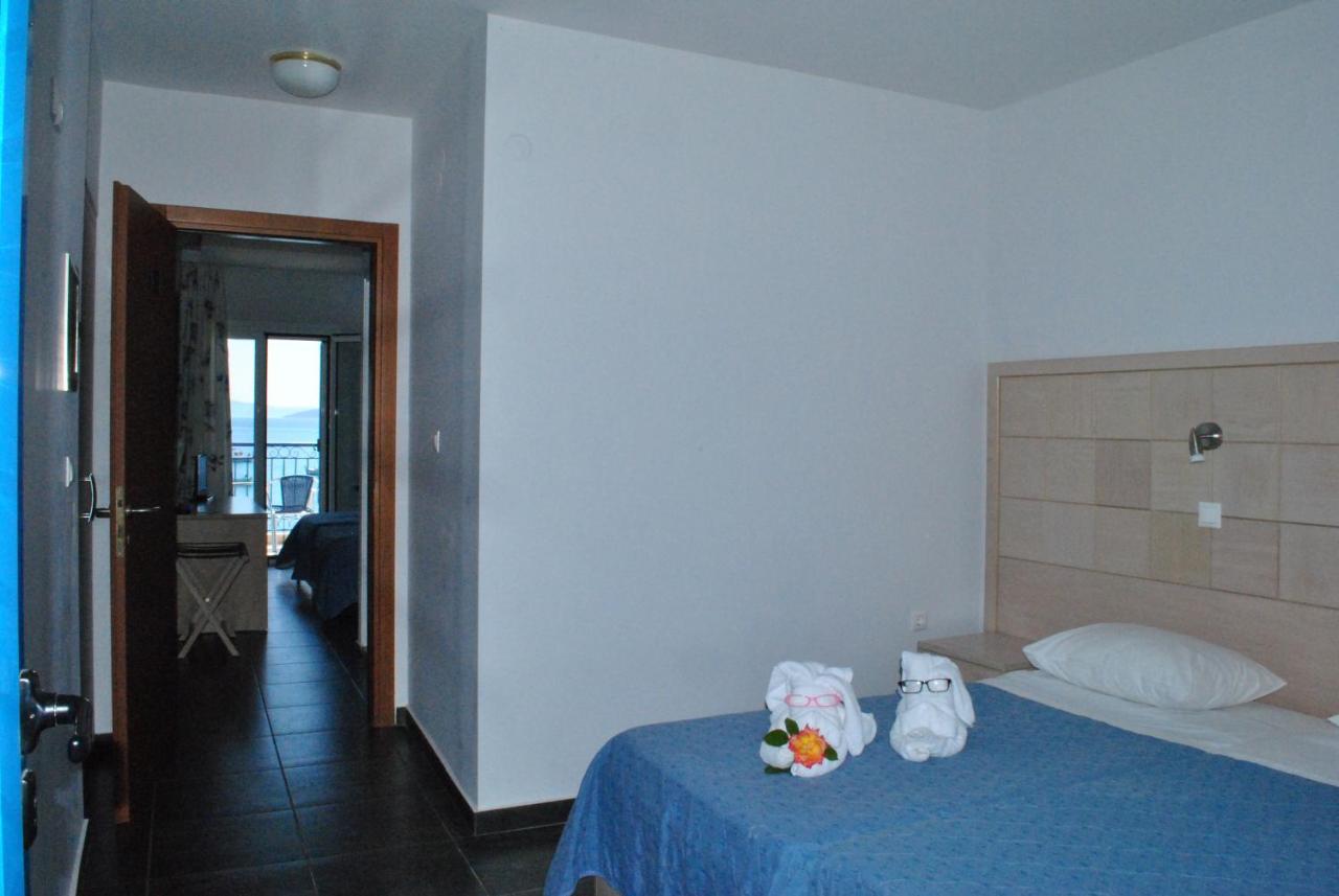 טולון Hotel Aris מראה חיצוני תמונה
