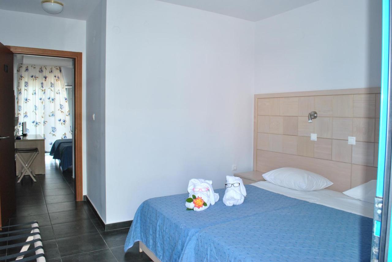 טולון Hotel Aris מראה חיצוני תמונה